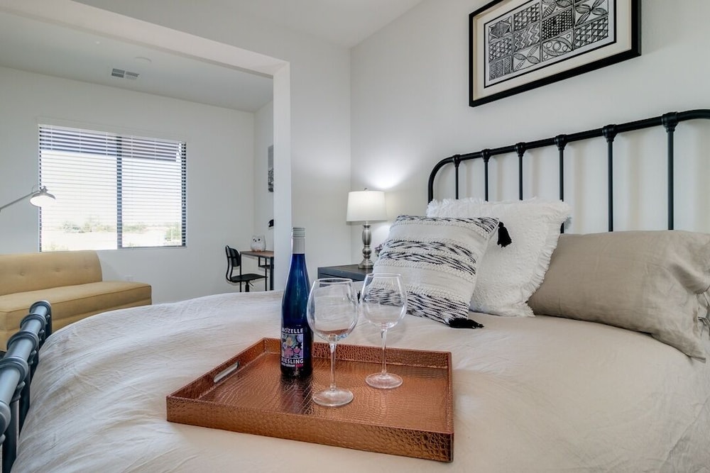 Views in Luxury Resort Condo in Chandler Amenities Galore Walk to Restaurants by RedAwning - photo 4