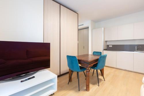 EasyTopStay Cozy Flat with parking — 4-Star Luxury Hotel in Milan, Italy