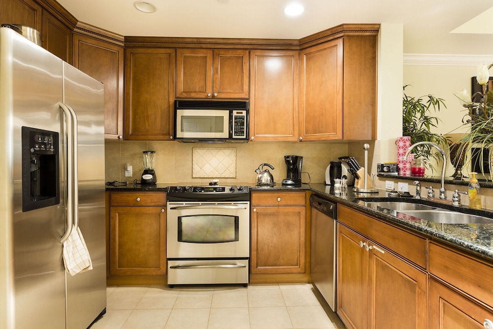 Reunion Resort by Intteli Fun Rentals - photo 32