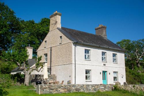 Bron y Gadair in Criccieth, United Kingdom