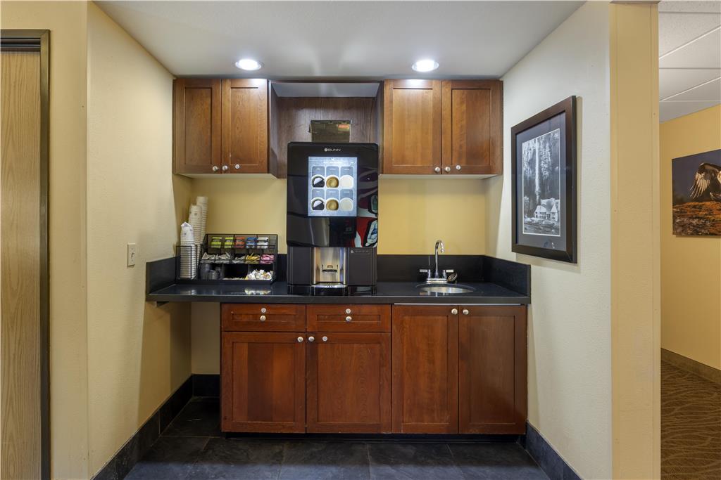 Best Western Plus Columbia River Inn - photo 47