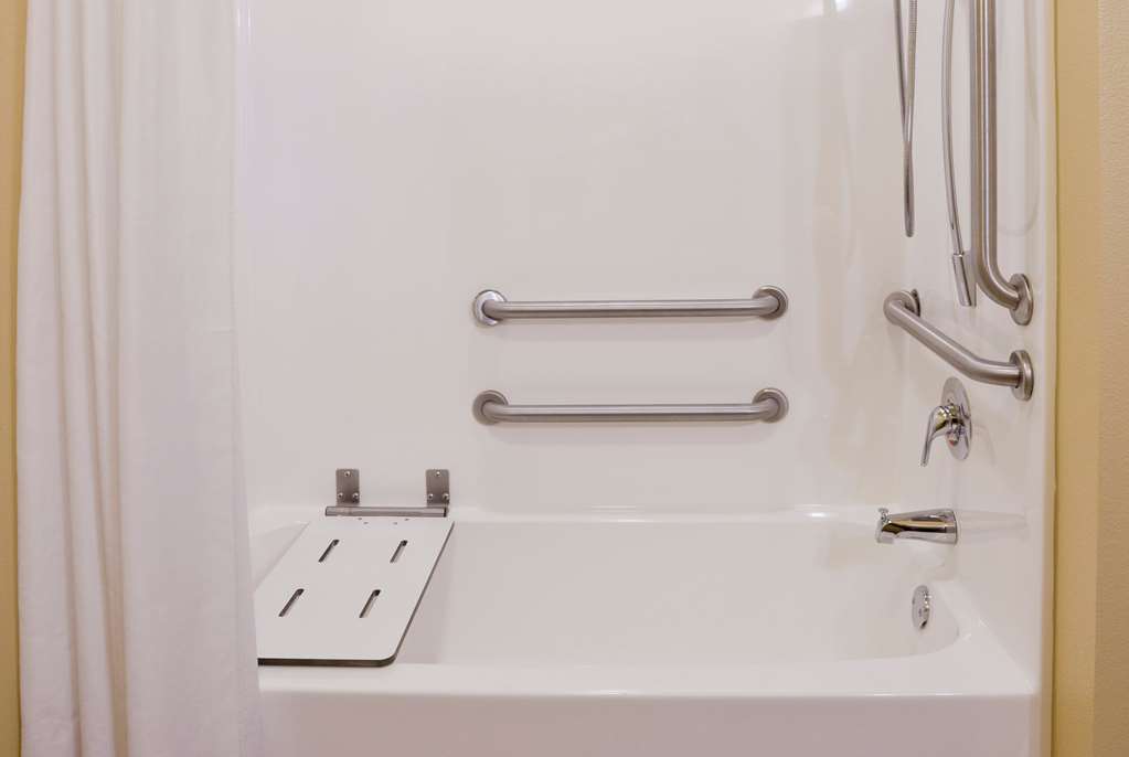 AmericInn by Wyndham Fargo Medical Center - photo 32