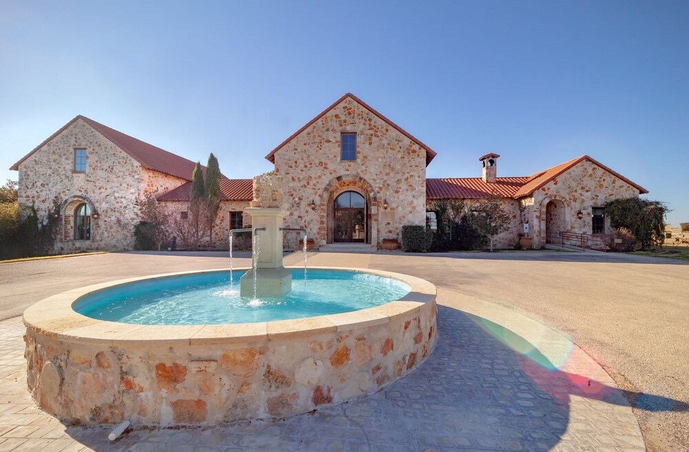 The Vineyard at Florence - featured photo