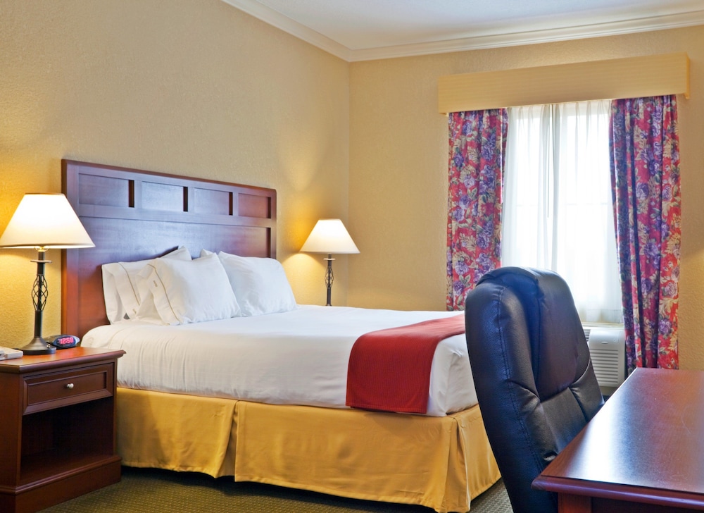 Holiday Inn Express Salado Belton an IHG Hotel - photo 4
