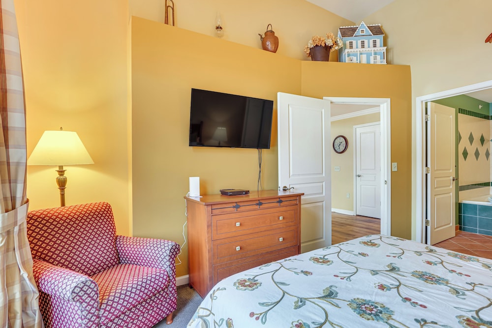 1 Mi to Mountain Creek Resort: Condo w Balcony - photo 12
