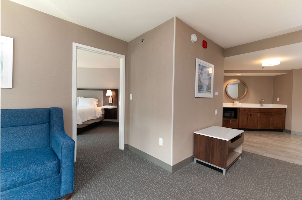 Hampton Inn & Suites Arlington Crystal City DCA - photo 32