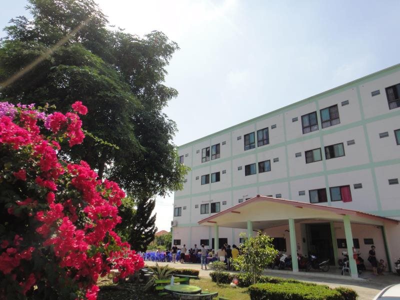Veerachai Mansion in Hang Dong, Thailand