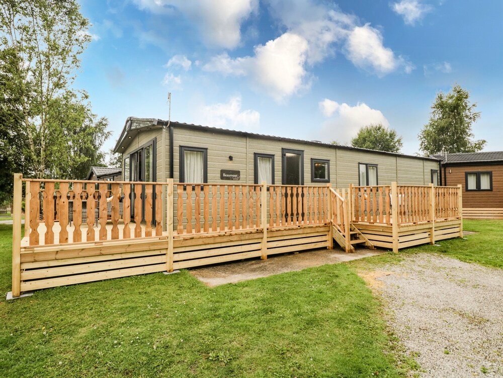Ashton Lodge Sherwood 4 — 4-Star Luxury Hotel in Carnforth, United Kingdom