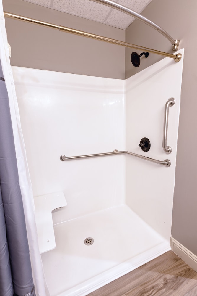 The Inn at Elijah McLeans - photo 17