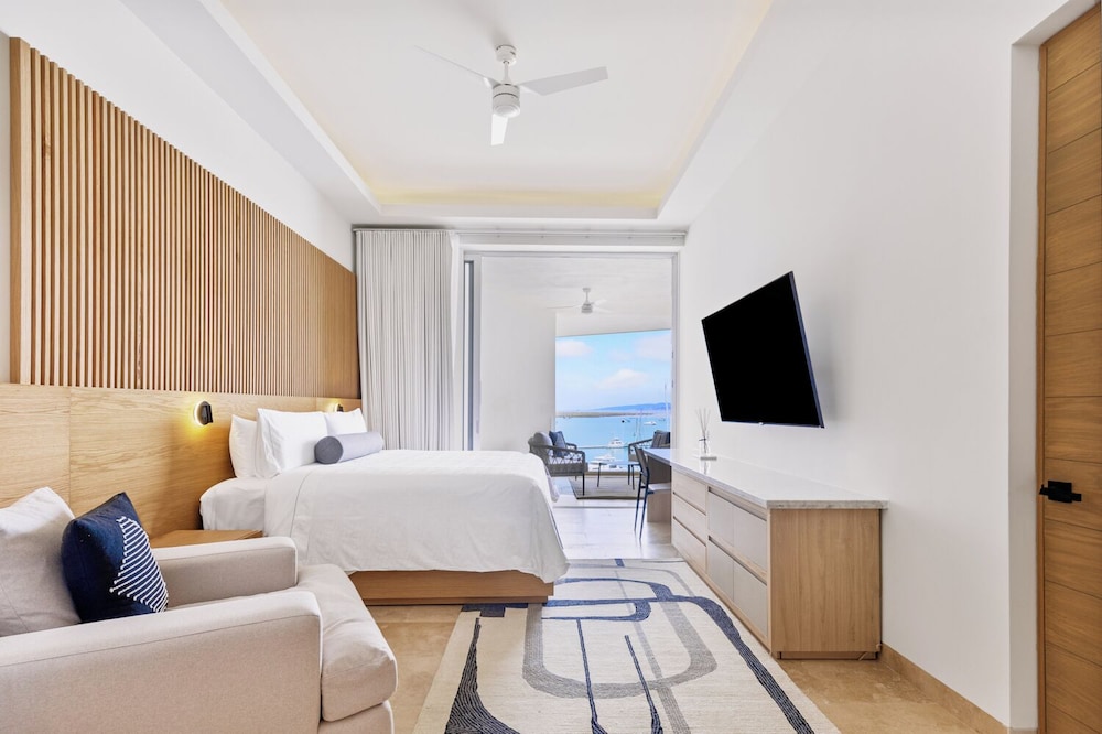 Live Aqua Private Residences La Paz — 5-Star Luxury Hotel in La Paz, Mexico