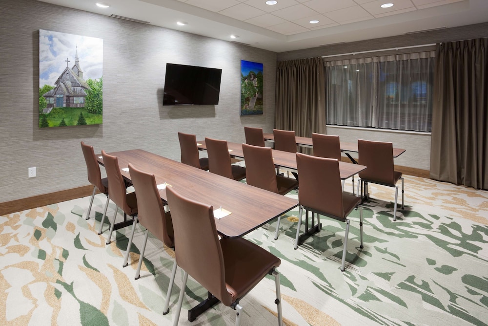 Hampton Inn Spicer Green Lake - photo 33