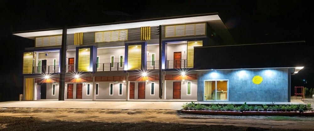 Nithra Ratree Hotel — Kabin Buri