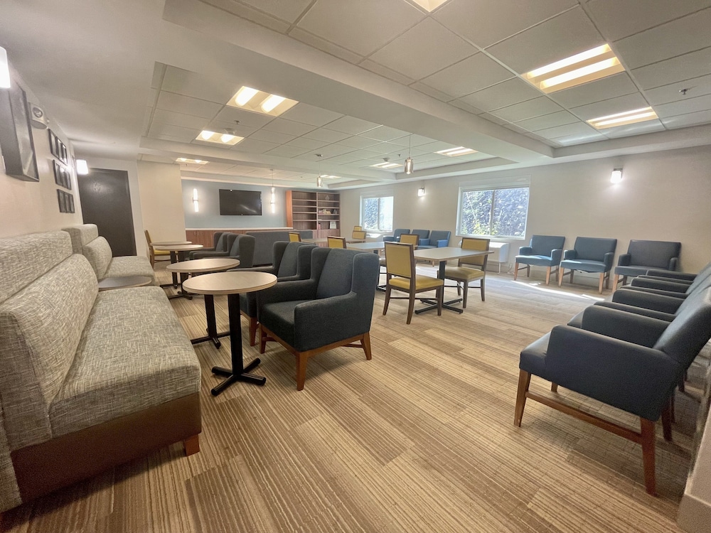Holiday Inn Express Houghton Keweenaw by IHG - photo 87