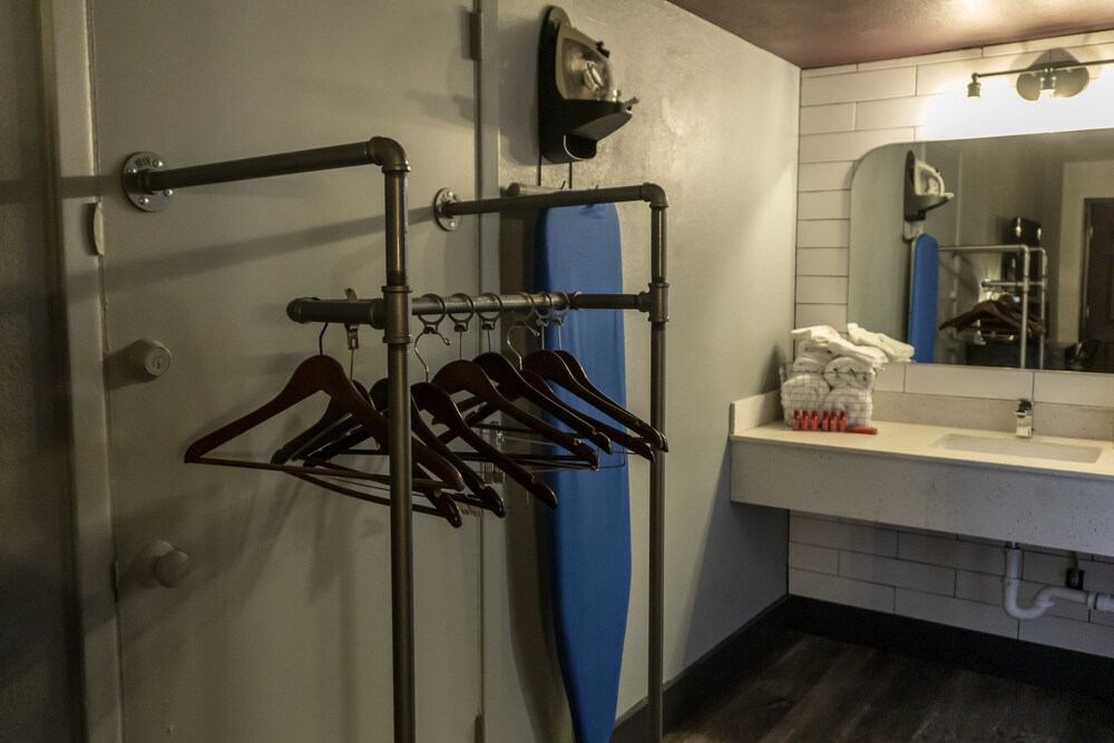 Downtown Phoenix Hotel - photo 19