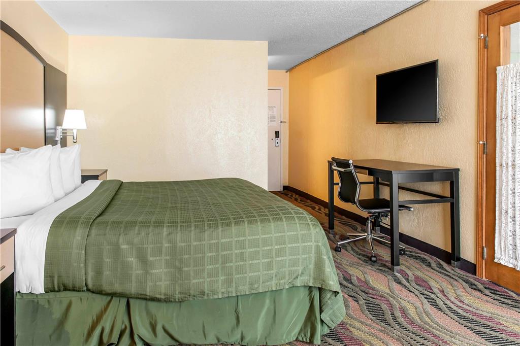 Quality Inn Conference Center Logansport - photo 20