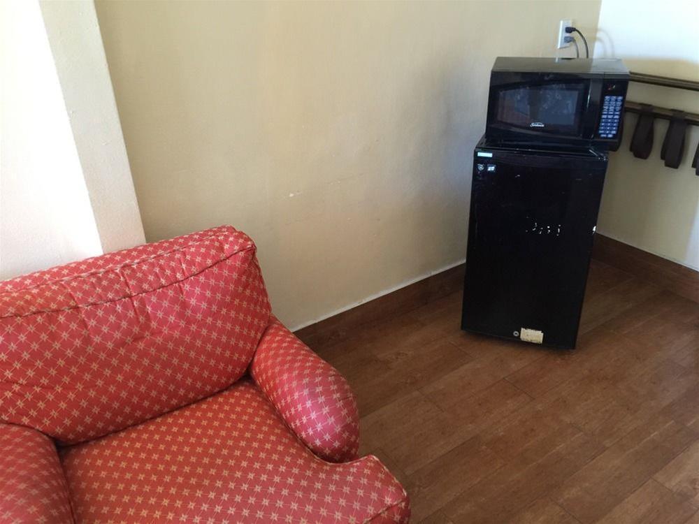Hyland Motel Van Nuys - photo 14