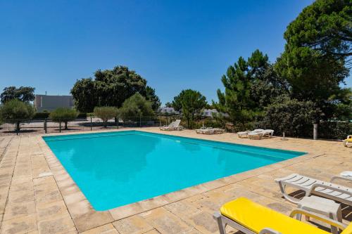 Casa do Sobreiro — 4-Star Luxury Hotel in Sesimbra, Portugal