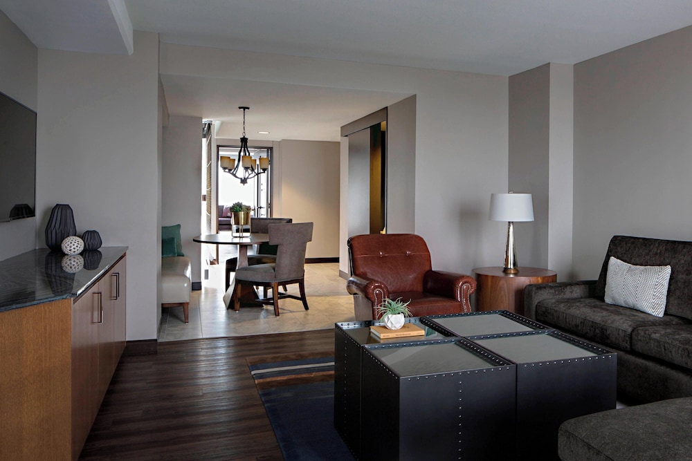 Omaha Marriott Downtown at the Capitol District - photo 27