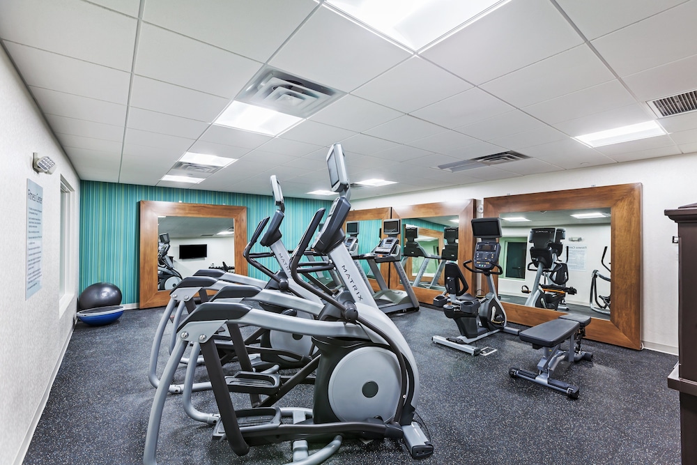 Holiday Inn Express & Suites Coffeyville by IHG - photo 23