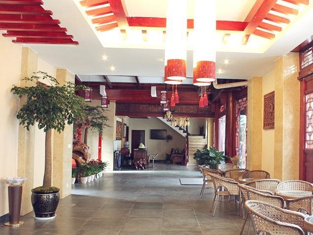 Azeroth - carbon neutral hotel in Lijiang