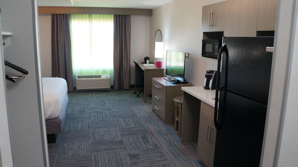 Holiday Inn Express & Suites Shippensburg by IHG - photo 26