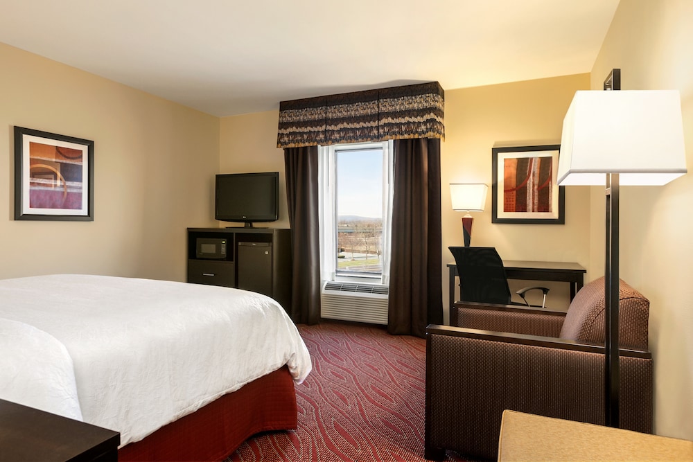 Hampton Inn Limerick Philadelphia Area - photo 8