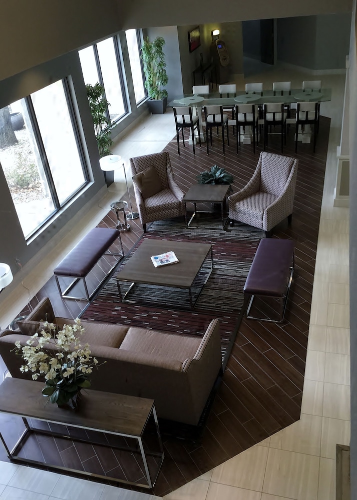 Holiday Inn Tyler Conference Center an IHG Hotel - photo 2