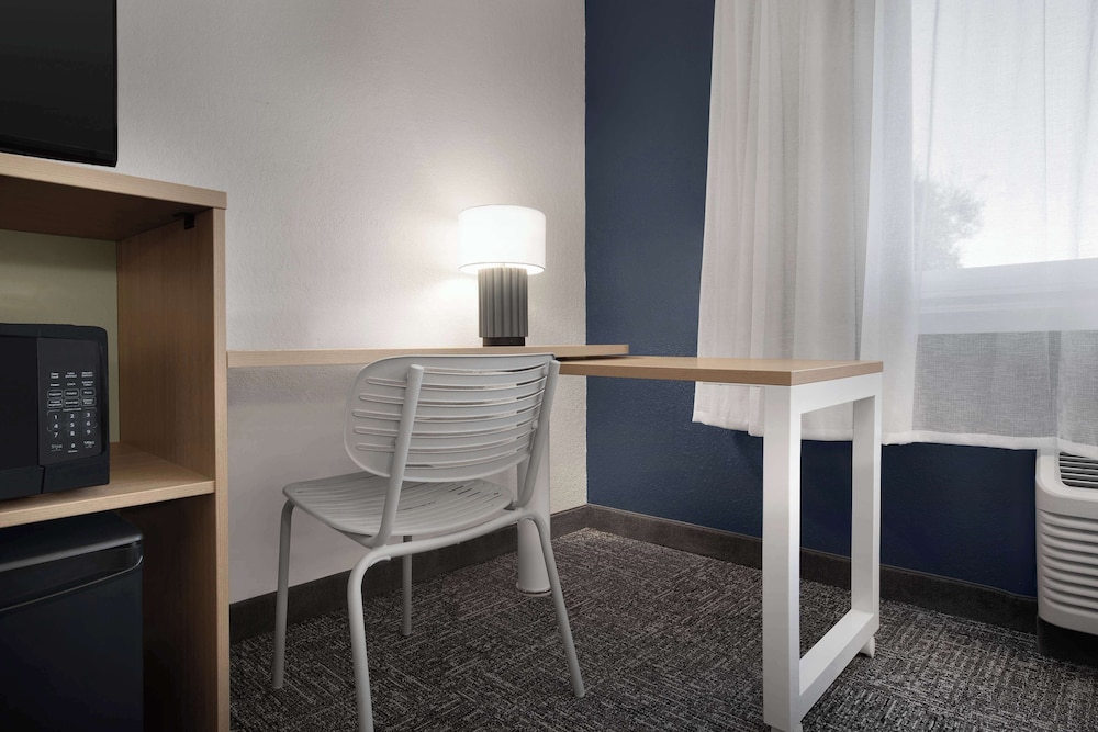 Spark by Hilton San Jose Airport - photo 15