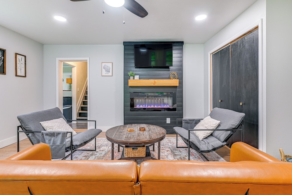 Arkdale Home W Fire Pit 1 Mi To Castle Rock Lake 22036708 — Friendship