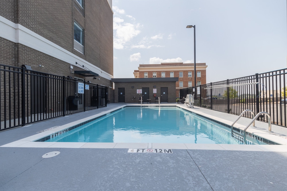 Holiday Inn Express & Suites Columbia Downtown The Vista by IHG - photo 14
