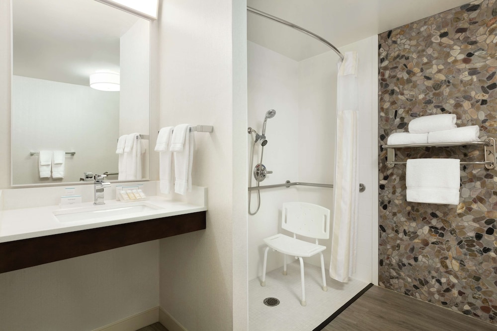 Hilton Garden Inn Cupertino - photo 20