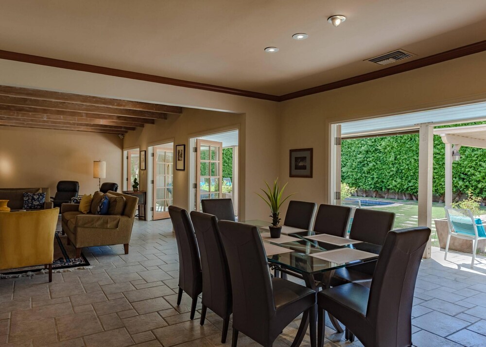 The Sol Lesser Estate - photo 9