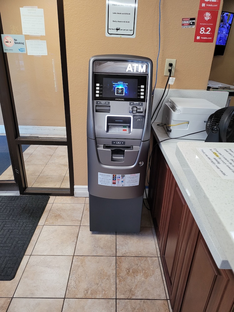 MorningGlory Inn & Suites - photo 33