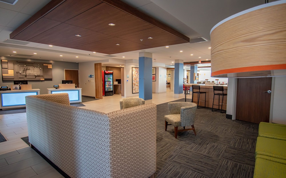 Holiday Inn Express & Suites Tonawanda Buffalo Area by IHG - photo 42
