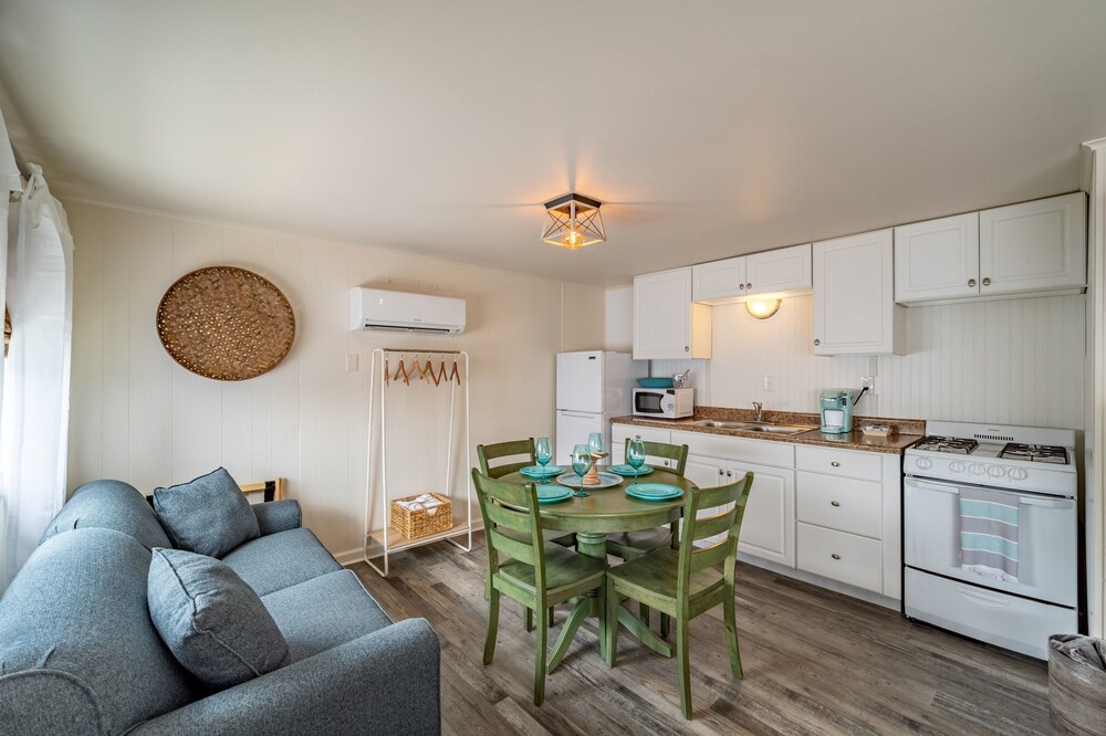 Ocean Glass Inn - photo 18