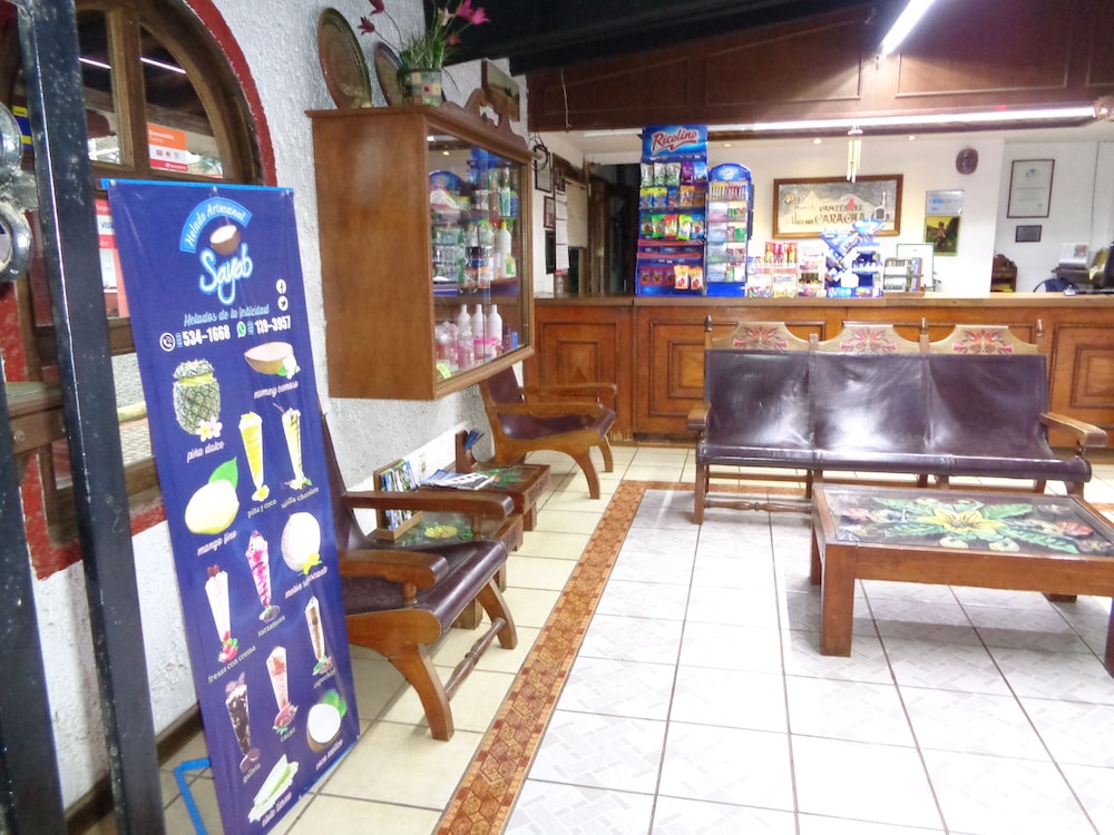 Hotel Campestre Hacienda Caracha — Zirahuen — photo 2