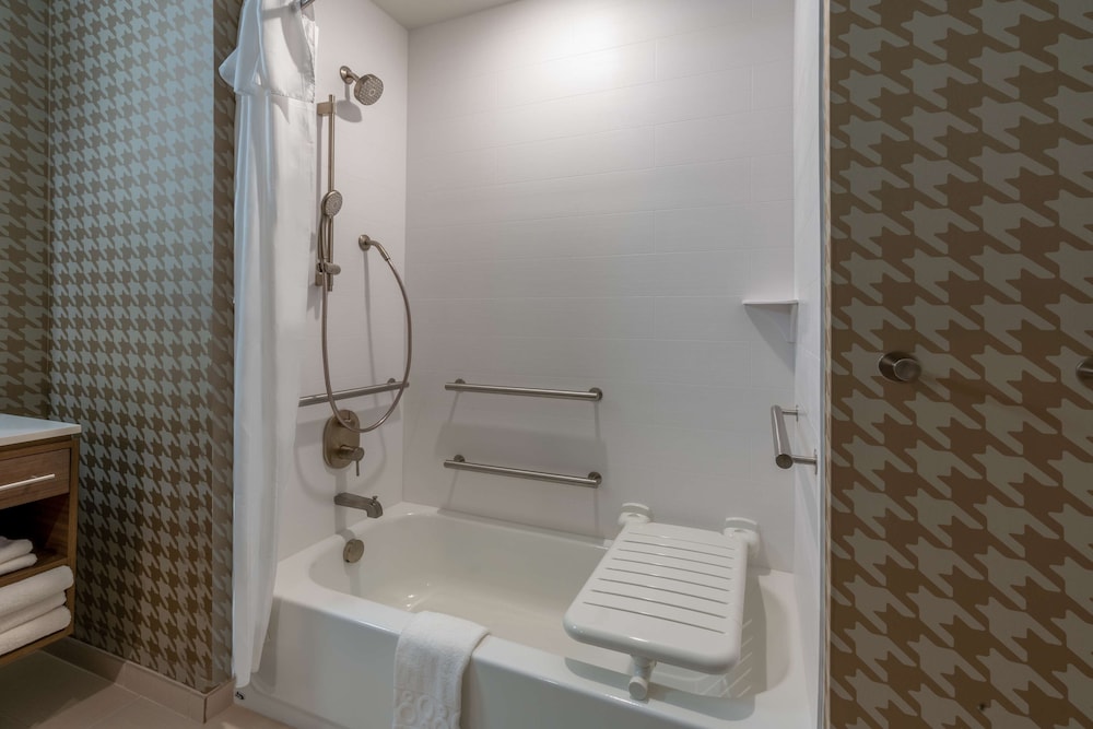 Home2 Suites by Hilton Pocatello ID - photo 23