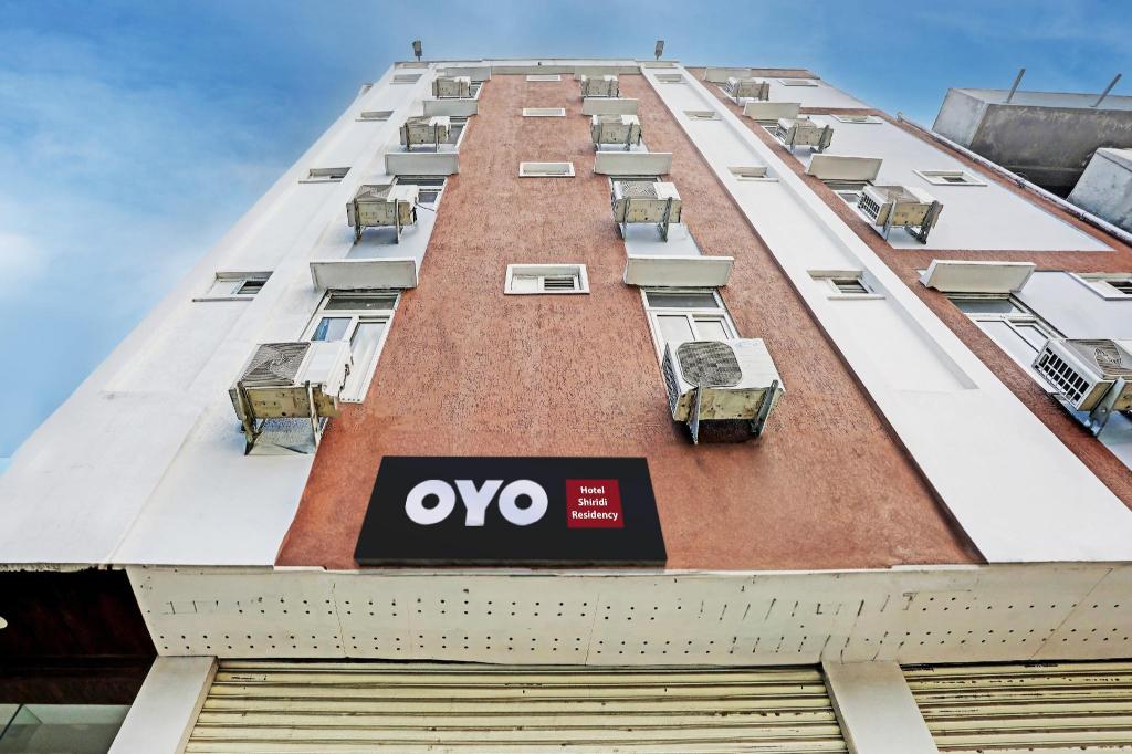 Hotel O Shiridi Residency — 4-Star Luxury Hotel in Hyderabad, India