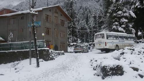 Hotel Dolphin - carbon neutral hotel in Pahlgam