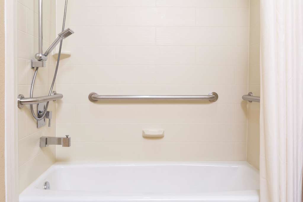 La Quinta Inn by Wyndham Austin North - photo 10