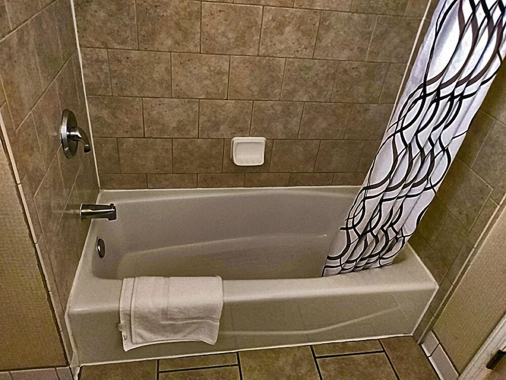 The Metropolitan Inn - photo 8