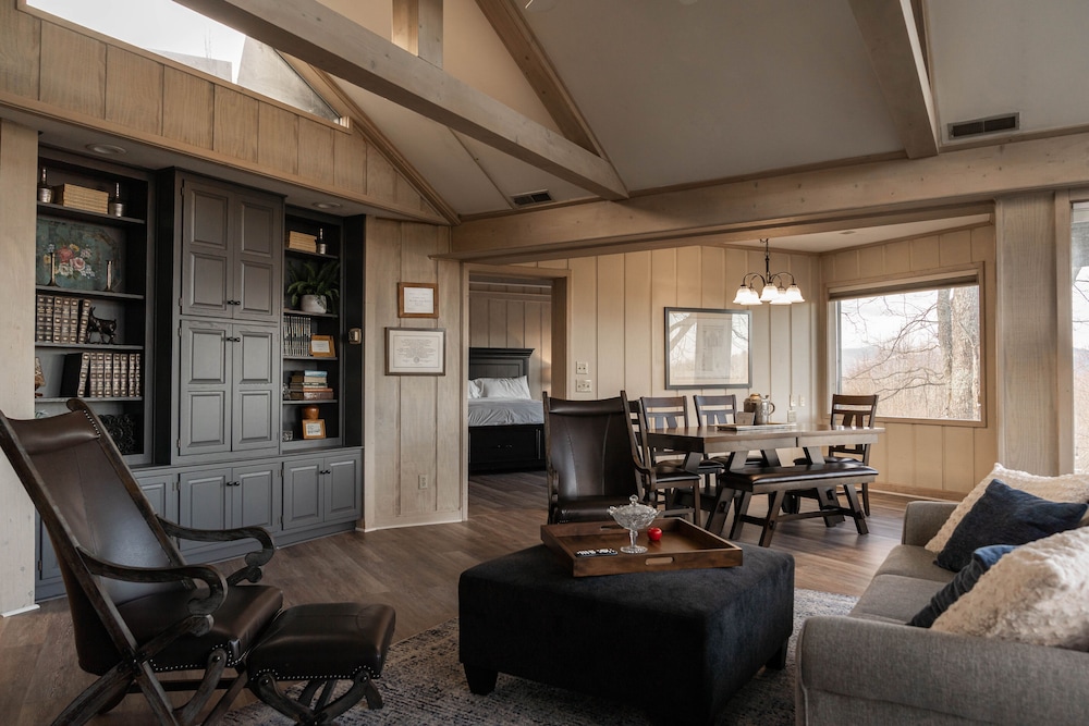 The Inn at Crestwood - photo 29