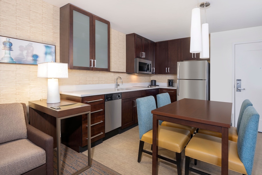 Residence Inn by Marriott Boston Bridgewater - photo 18