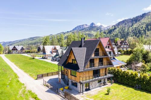 Udanypobyt Dom Valley Villa — 4-Star Luxury Hotel in Koscielisko, Poland