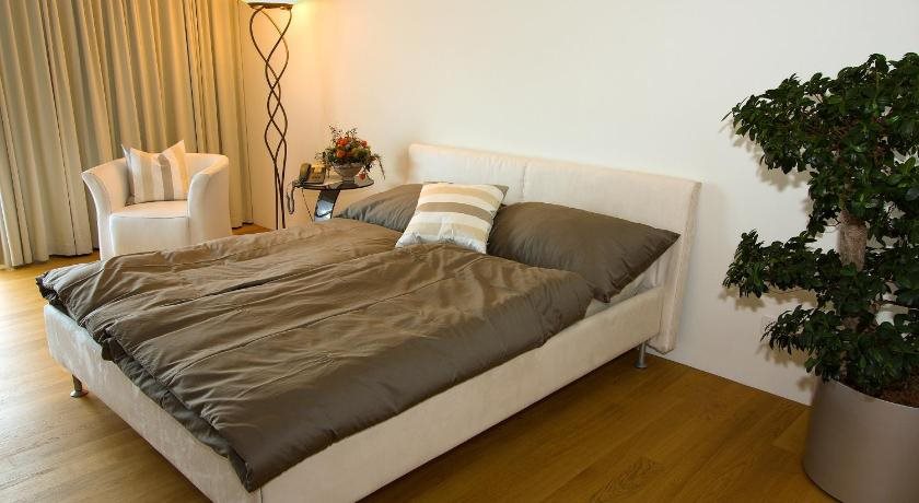 Senevita Residenz & Apartments Muri bei Bern — 4-Star Luxury Hotel in Bern, Switzerland