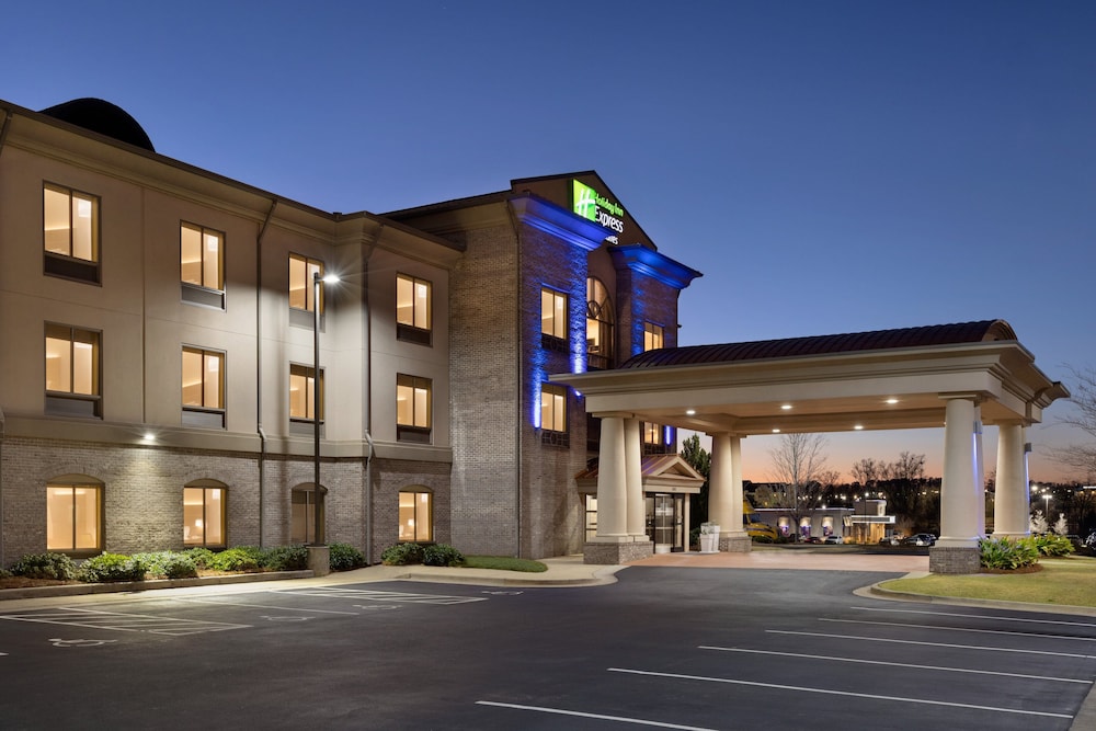 Holiday Inn Express Hotel and Suites of Opelika Auburn by IHG - last minute hotel in Opelika