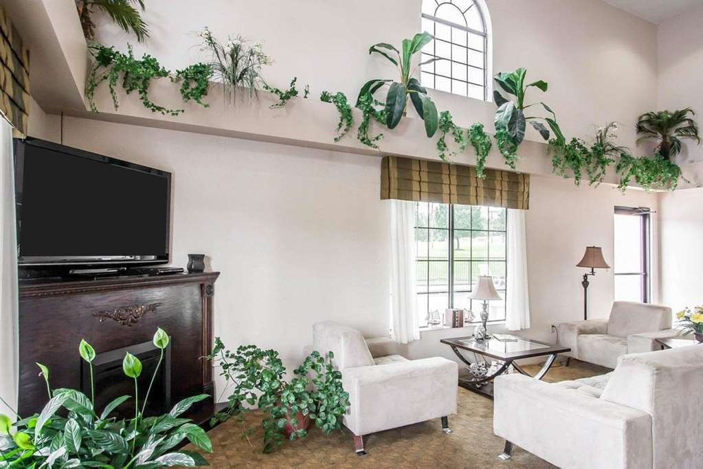 Quality Inn Savannah South - photo 3
