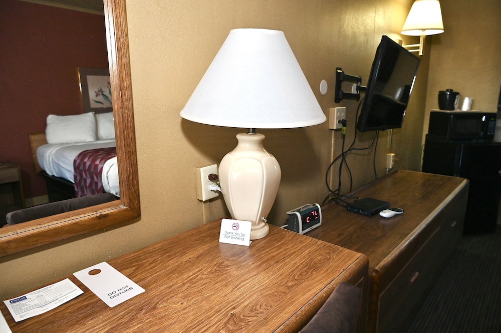 Fortune Inn And Suites Newport - photo 31