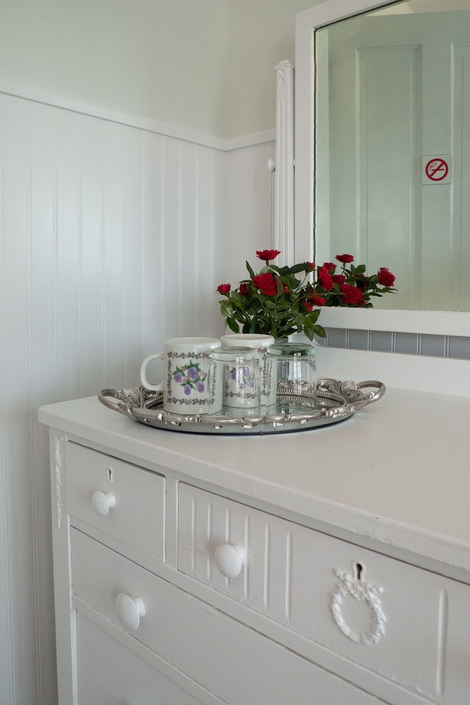 Marginal Way House Hotel - photo 40