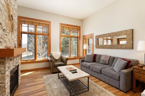 Slope Side Oasis Capitol Peak Lodge #3028 — 4-Star Luxury Hotel in Snowmass Village, United States
